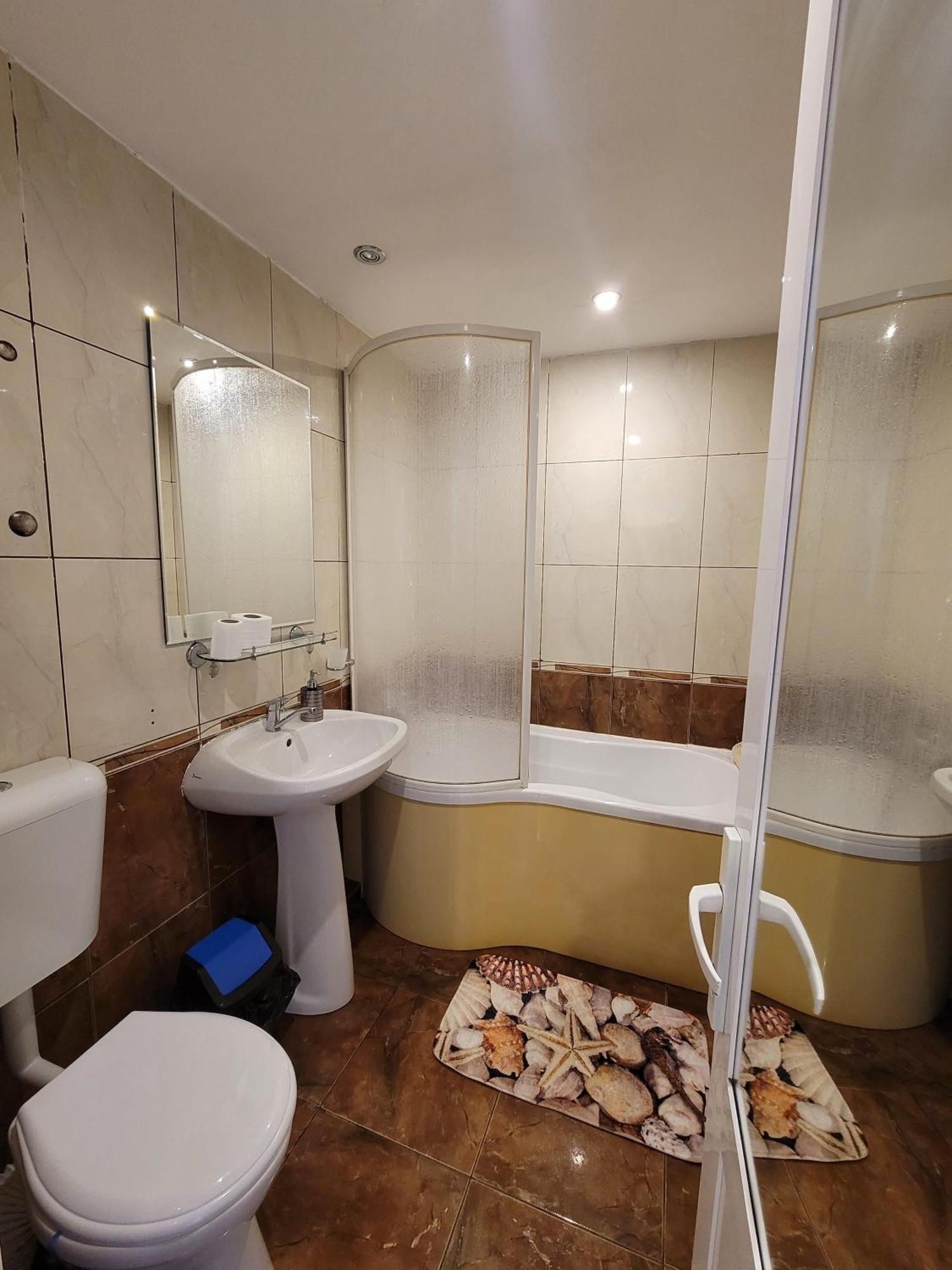 Alia Apartment Орадеа Екстериор снимка